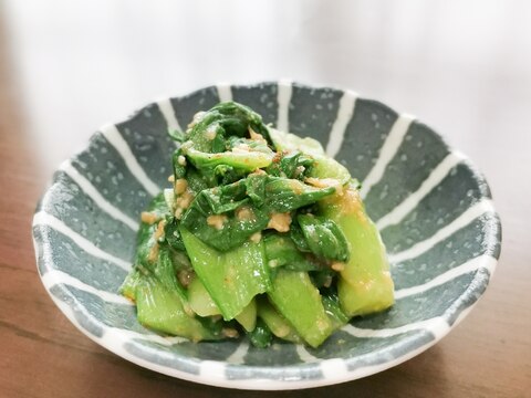 ごま香る！チンゲン菜のピリ辛ごま味噌和え